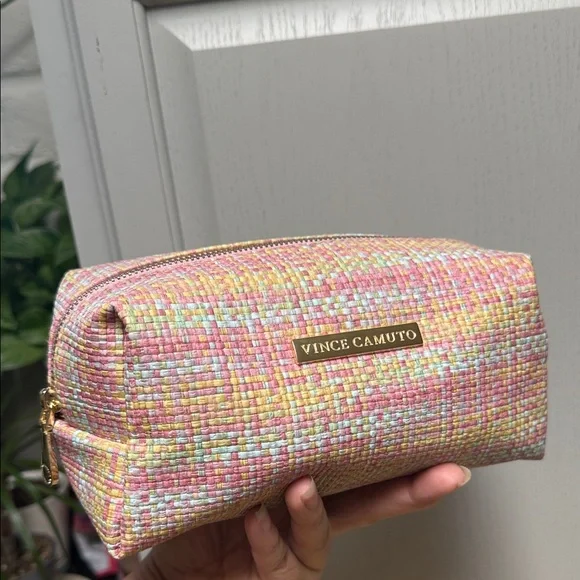 Vince Camuto Pastel Woven Cosmetic Bag 💕 - Picture 13 of 17